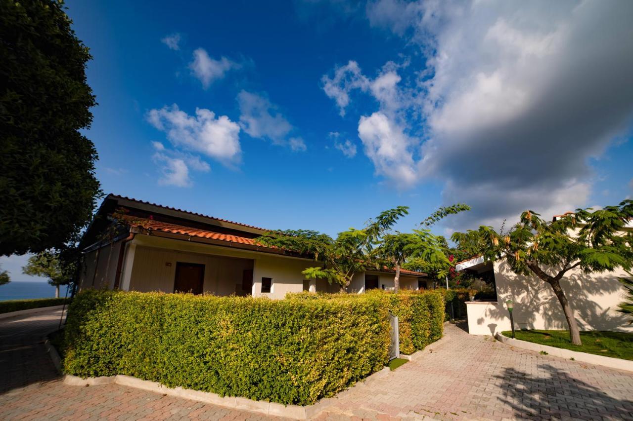 Residence New Paradise トロペーア エクステリア 写真