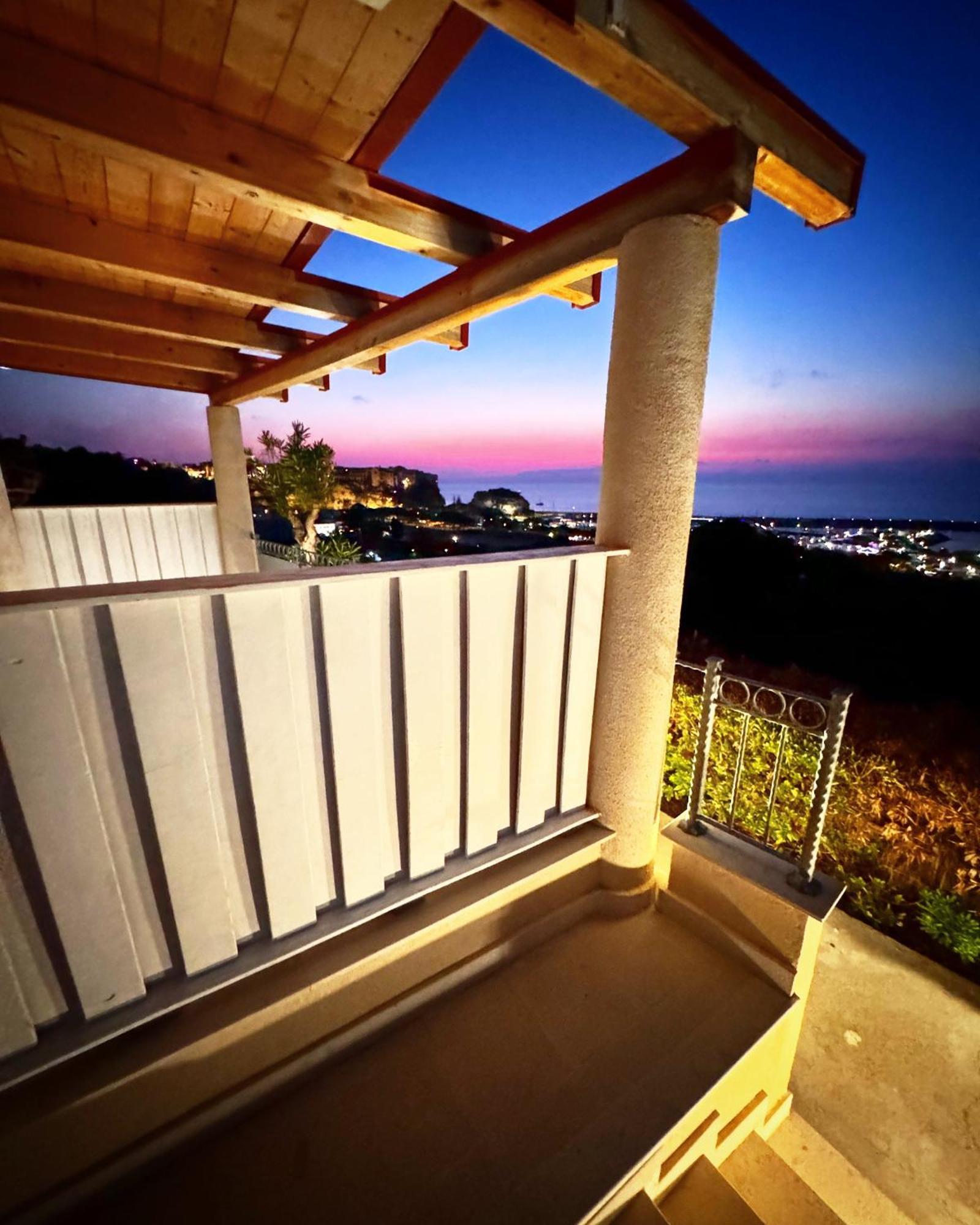 Residence New Paradise トロペーア エクステリア 写真
